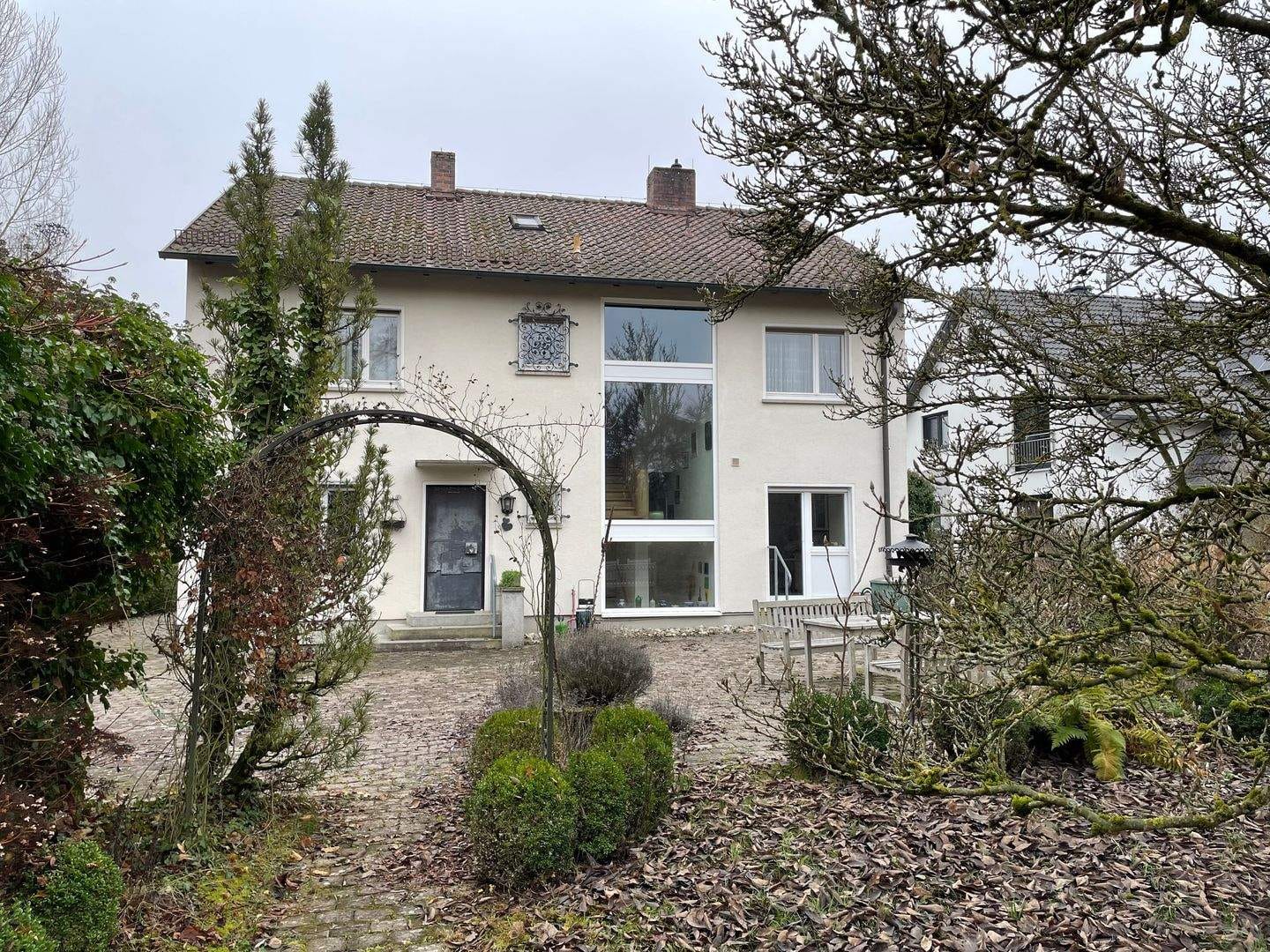 Immobilie in Mellrichstadt - MET: freistehendes Einfamilienhaus in ruhiger, sonniger Lage zu verkaufen. Gehobener Standard, Mellrichstadt, Rhön-Grabfeld - Bild 1