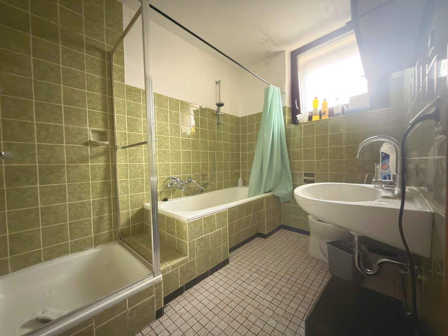 Immobilie in Schutz - Einfamilienhaus zur Sanierung - ideal für handwerklich Versierte! - Bild 3