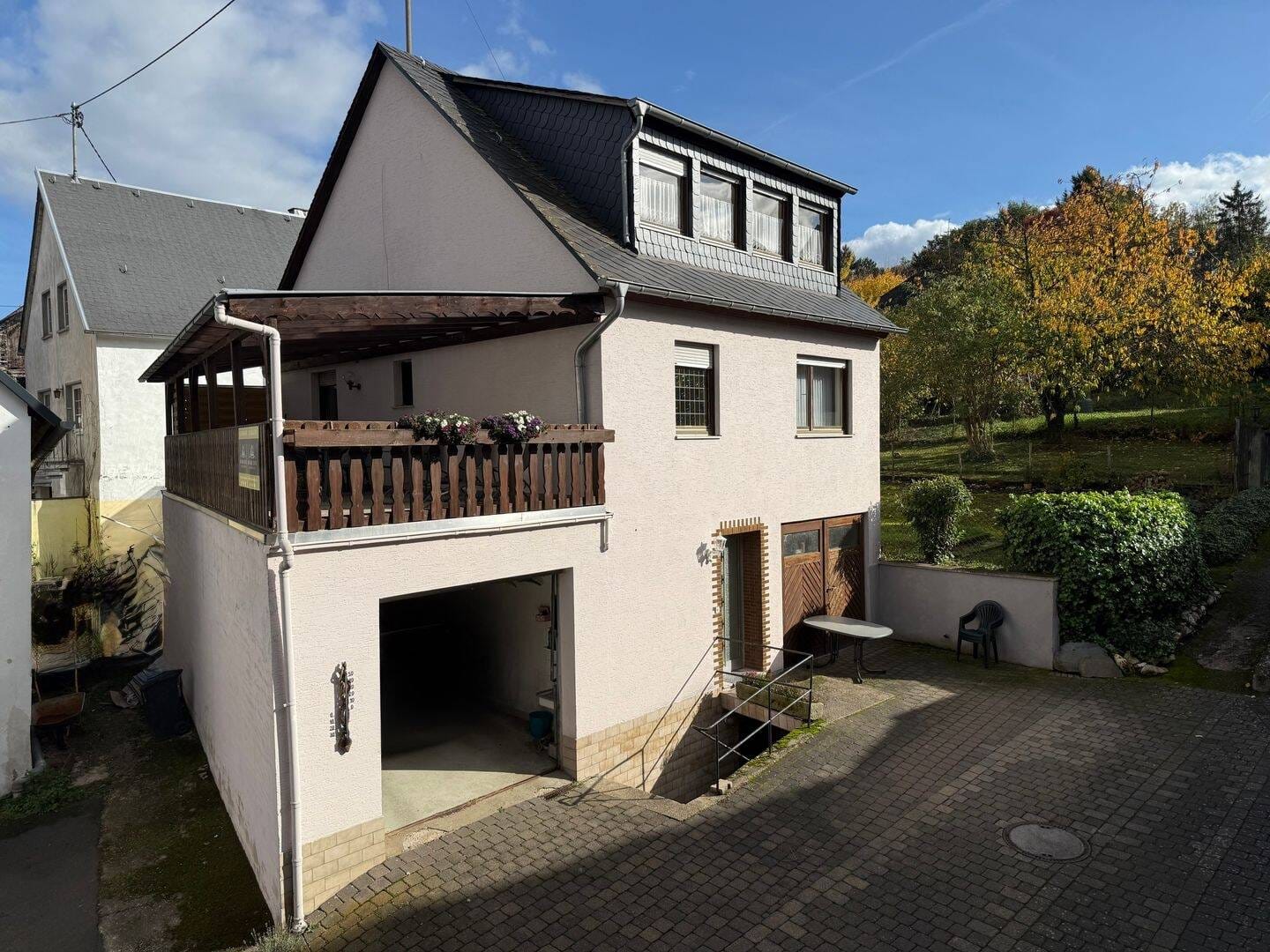 Immobilie in Brauneberg - Brauneberg: Einfamilienhaus zur Zeit als Gästehaus genutzt - Bild 0