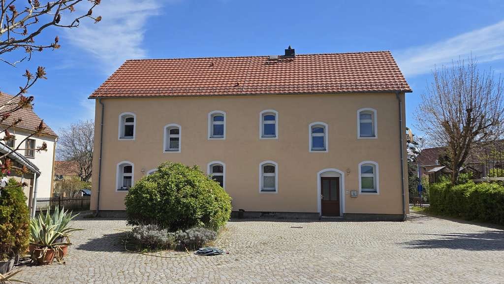 Immobilie in Ebersbach - Mehrfamilienhaus mit Potenzial - Bild 0