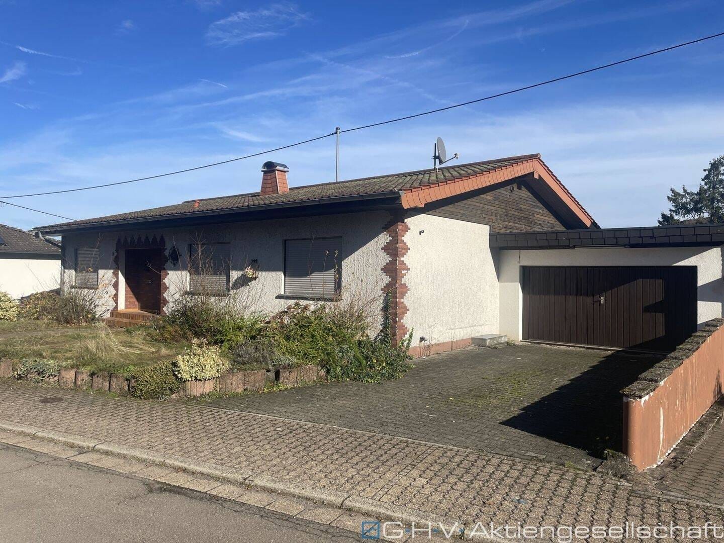 Immobilie in Nonnweiler - großzügiges EFH mit Einliegerwohnung und phantastischer Aussicht - Bild 0