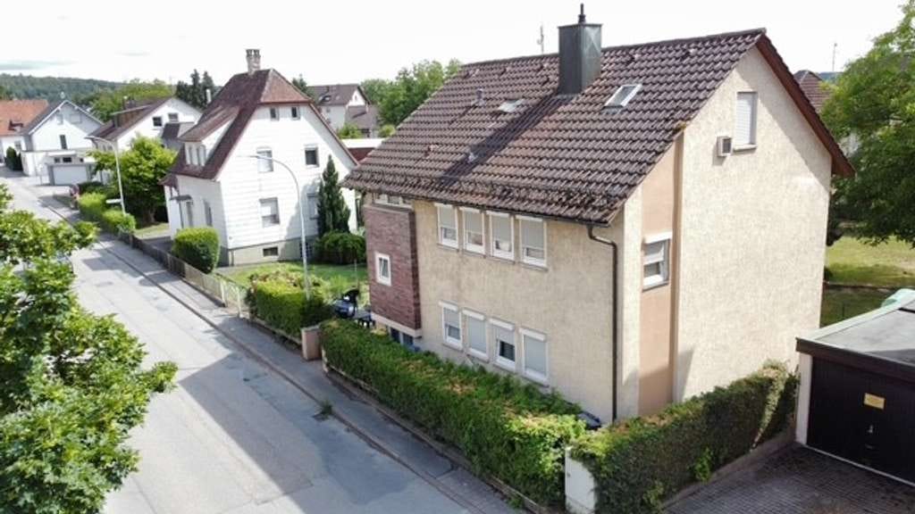 Immobilie in Gundelsheim - Freistehendes 3 Familienhaus - Kapitalanlage zum Schnäppchenpreis - Bild 4