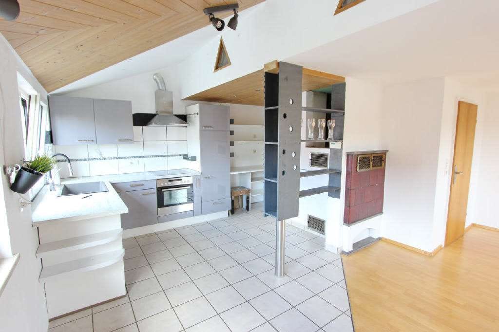 Immobilie in Wangen im Allgäu - Sofort beziehbare, helle Dachgeschoss-Wohnung in Lauflage zur Altstadt - Bild 4