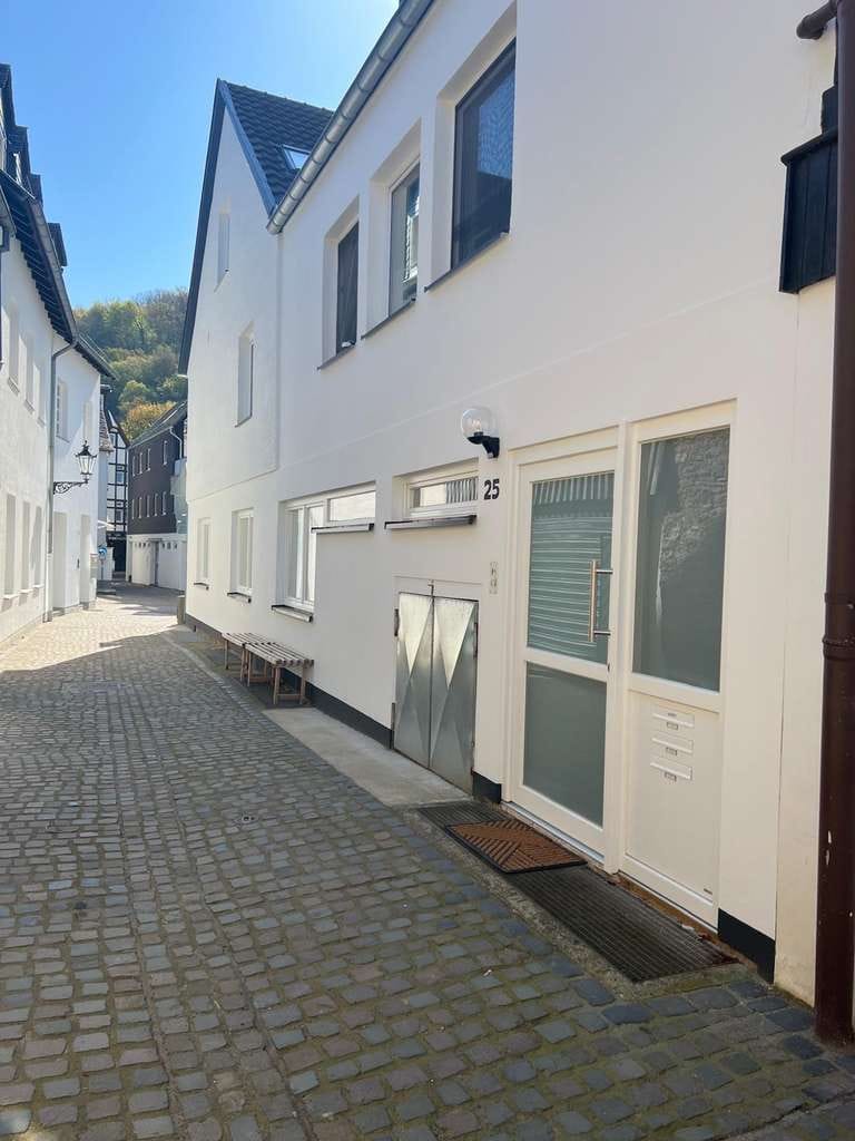 Immobilie in Bad Münstereifel - Zentral gelegene, ruhige Wohnung über den Dächern von Bad Münstereifel! - Bild 0