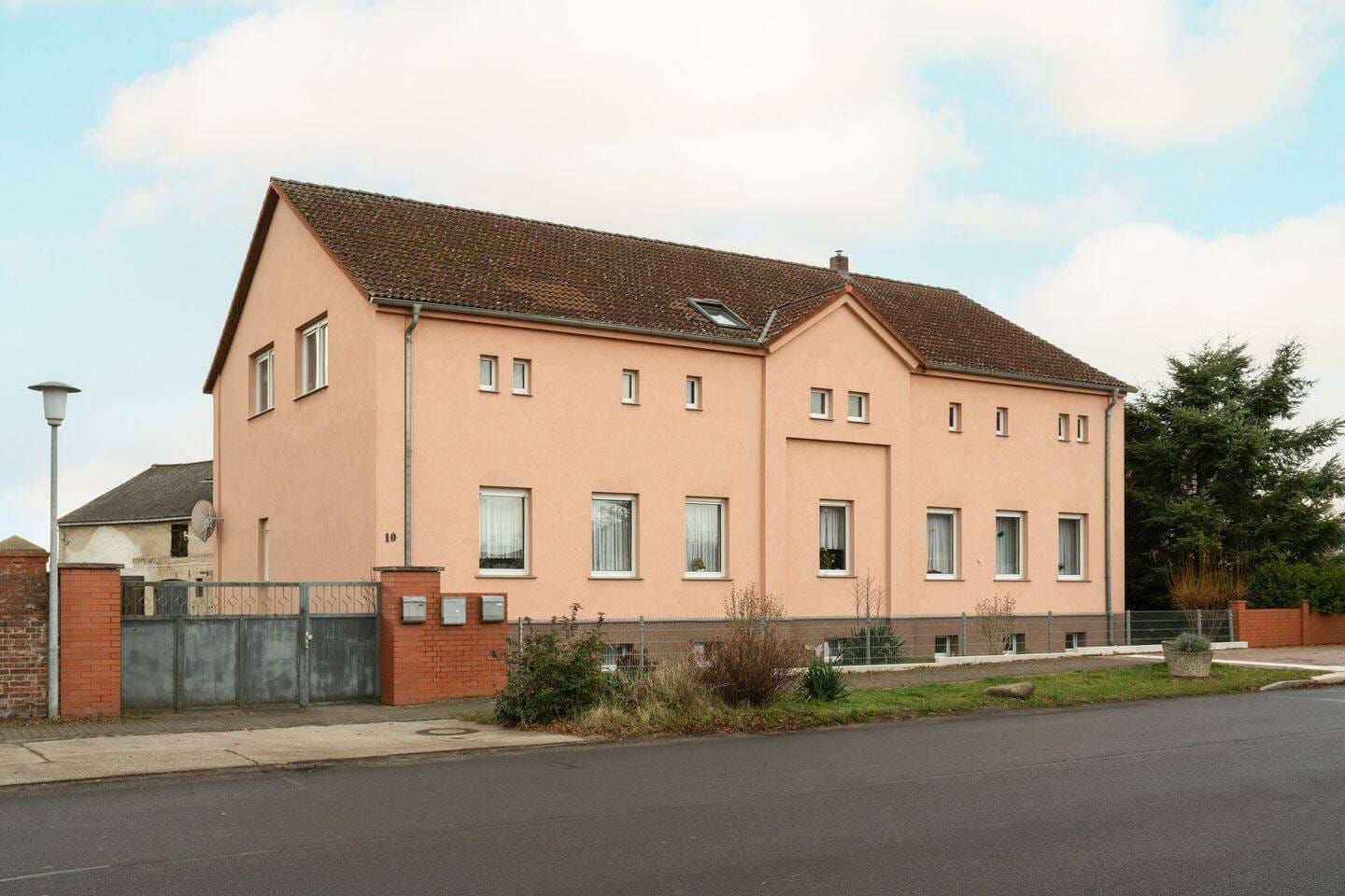 Immobilie in Roskow - Historisches Anwesen mit modernisierten Details und vielseitigem Nutzungskonzept - Bild 0