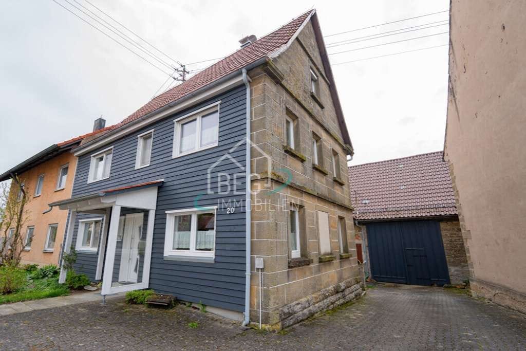 Immobilie in Rot am See - Charmantes Bauernhaus mit großem Grundstück, Scheune, Nebengebäuden und Entwicklungspotenzial - Bild 0