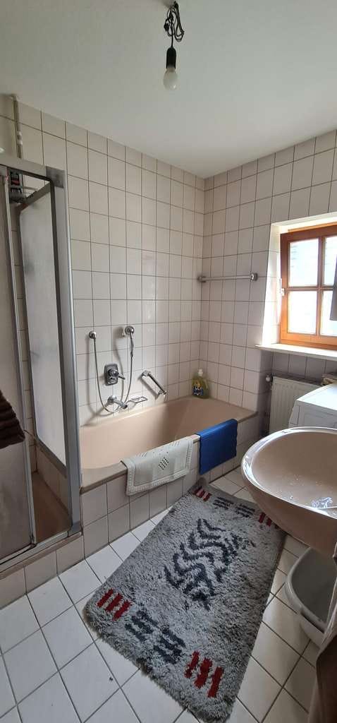 Immobilie in Kraiburg - ... gepflegte DHH mit 6 Zimmer auf 140m² Wfl. in ruhiger Lage ... - Bild 4