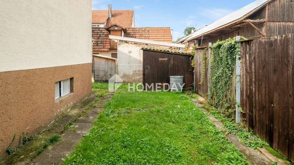 Immobilie in Eberdingen - Charmantes Zweifamilienhaus mit großem Garten, Garage und Scheune – vielseitiges Haus mit Potenzial - Bild 4