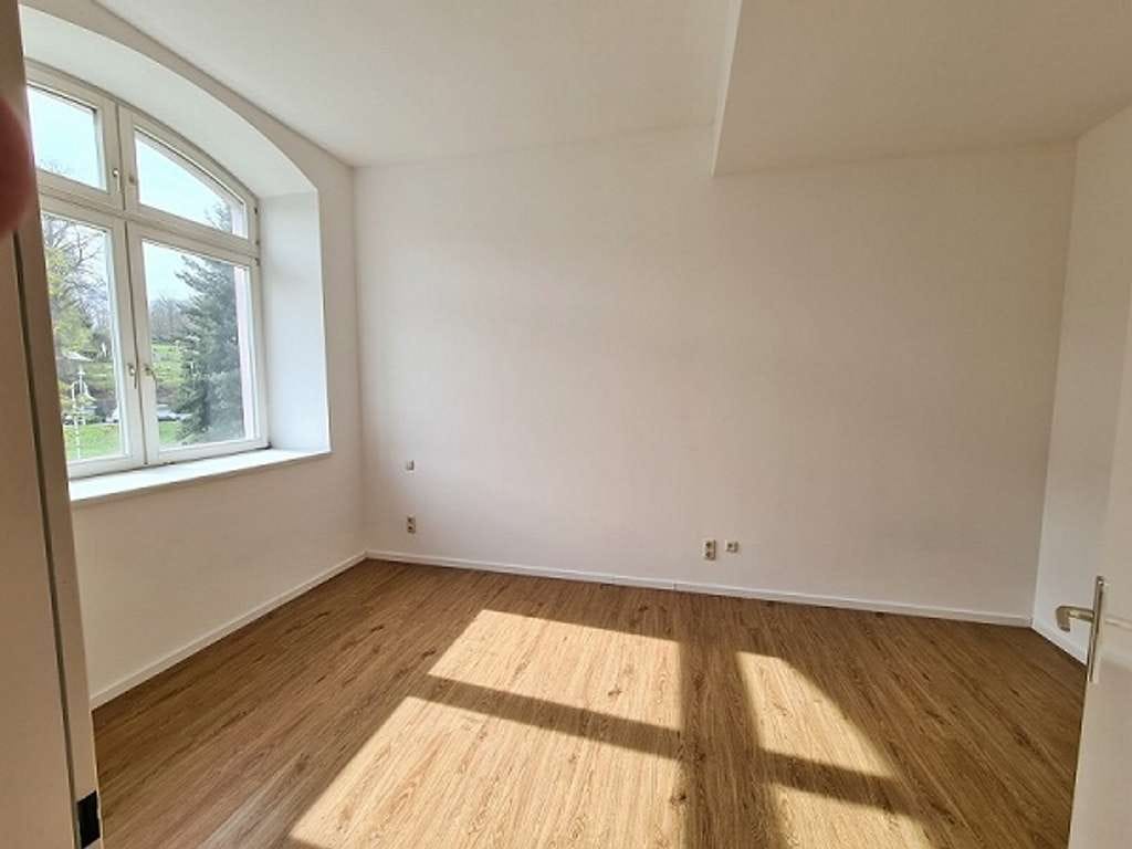 Immobilie in Neumark - altengerechte 2-Raum-Wohnung mit Lift und Fußbodenheizung  - Bild 3