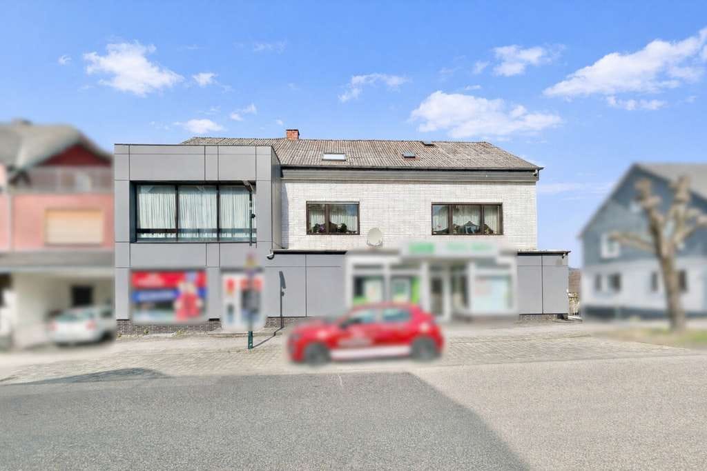 Immobilie in Niederfischbach - **Attraktives Wohn- und Geschäftshaus in gefragter Lage von Niederfischbach** - Bild 1