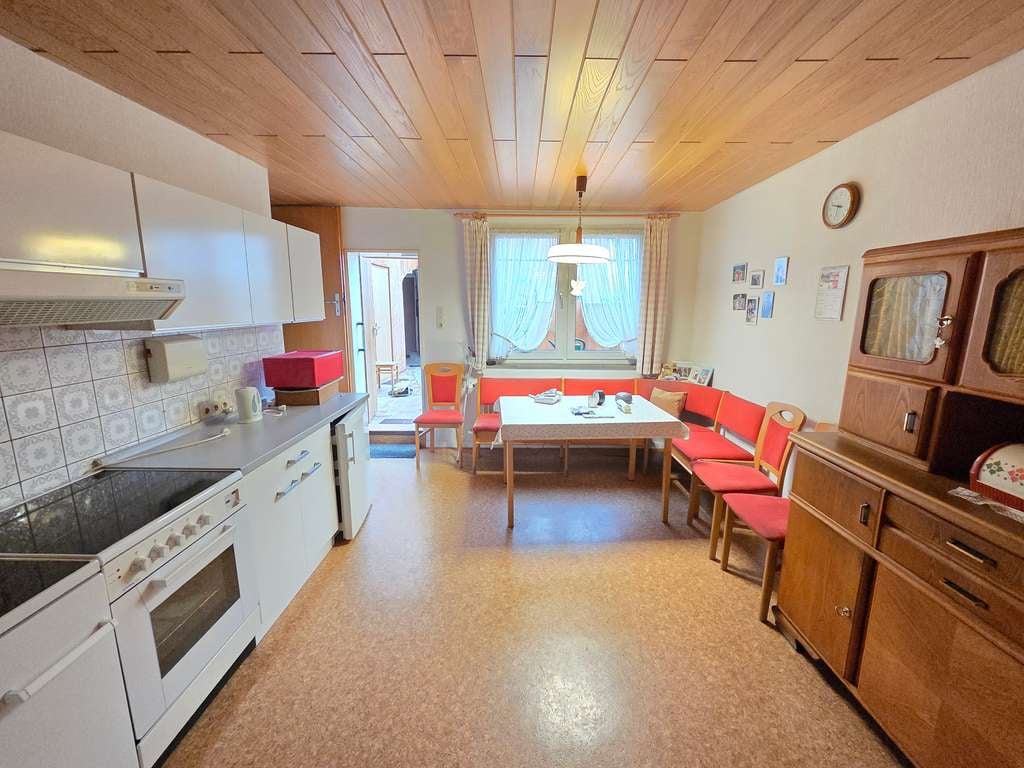 Immobilie in Frücht - von RTI: Ein Haus mit Geschichte, viel Platz und Möglichkeiten für neue Ideen in Frücht! - Bild 3