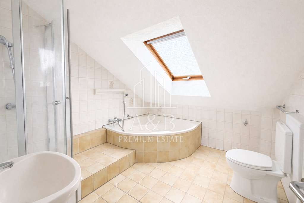 Immobilie in Neckarsteinach - ** DG-Wohnung mit Blick zur Burg - Eigenheim oder Kapitalanlage mit 5 % Rendite ** - Bild 3