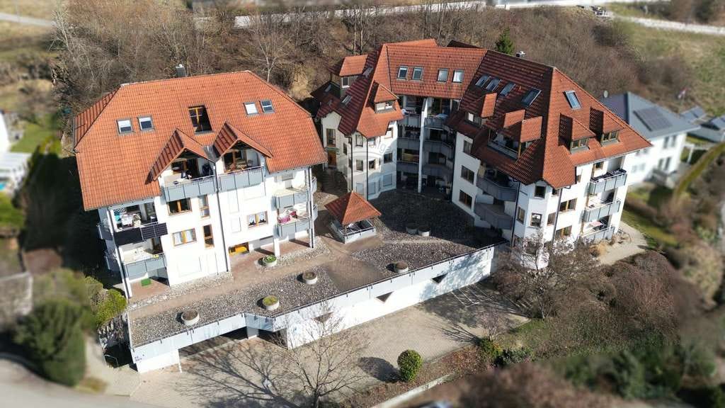 Immobilie in Krauchenwies - WOLFGANG SODENKAMP /// EG-Whg mit großer Terrasse und TG - frei zum 01.07.2026 *PROVISIONSFREI - Bild 3