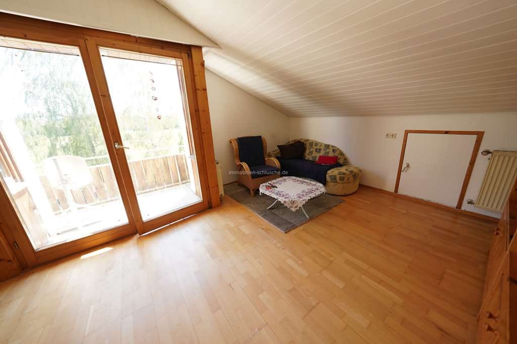 Immobilie in Isny im Allgäu - Bezaubernde 3 Zimmerdachgeschoßwohnung in Isny mit Adlerhorstblick - Bild 4