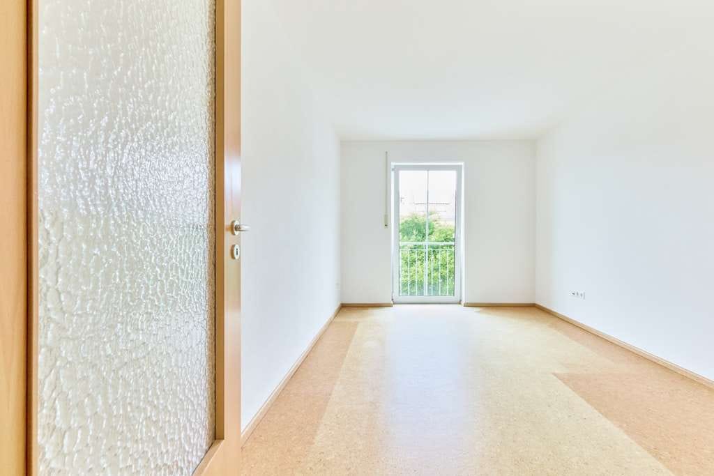 Immobilie in Schwabmünchen - Sofort verfügbar: 
Familienfreundliches Reihenhaus mit 6 Zimmern, Wintergarten & Garage - Bild 3