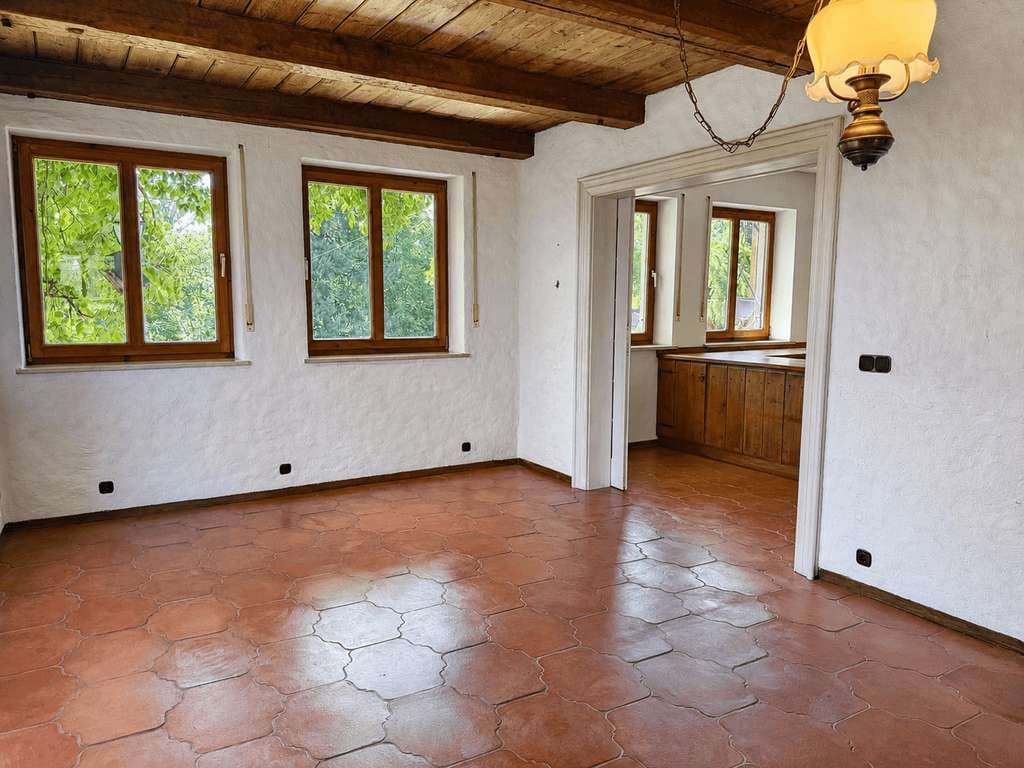Immobilie in Dietramszell - Freistehendes Einfamilienhaus auf großzügigem Grundstück in Berg bei Dietramszell - Bild 4