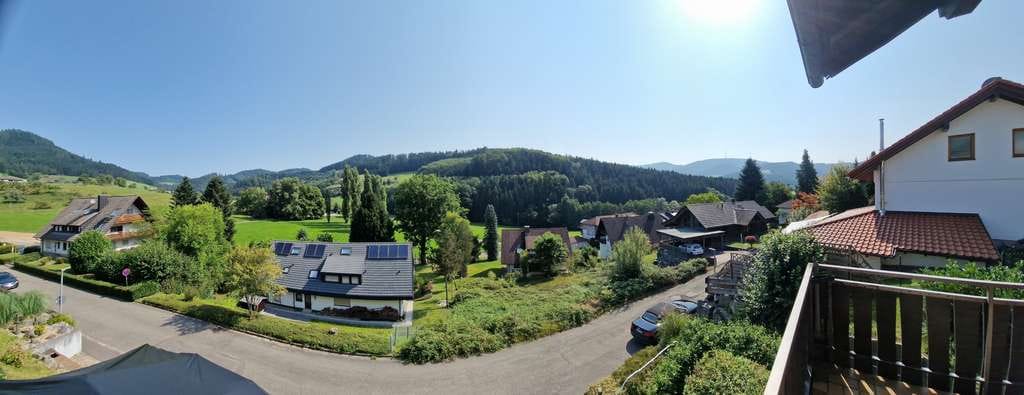 Immobilie in Zell am Harmersbach - Geräumige 5-Zimmer Wohnung - mit neuem Dach und neuer PV Anlage - Bild 0