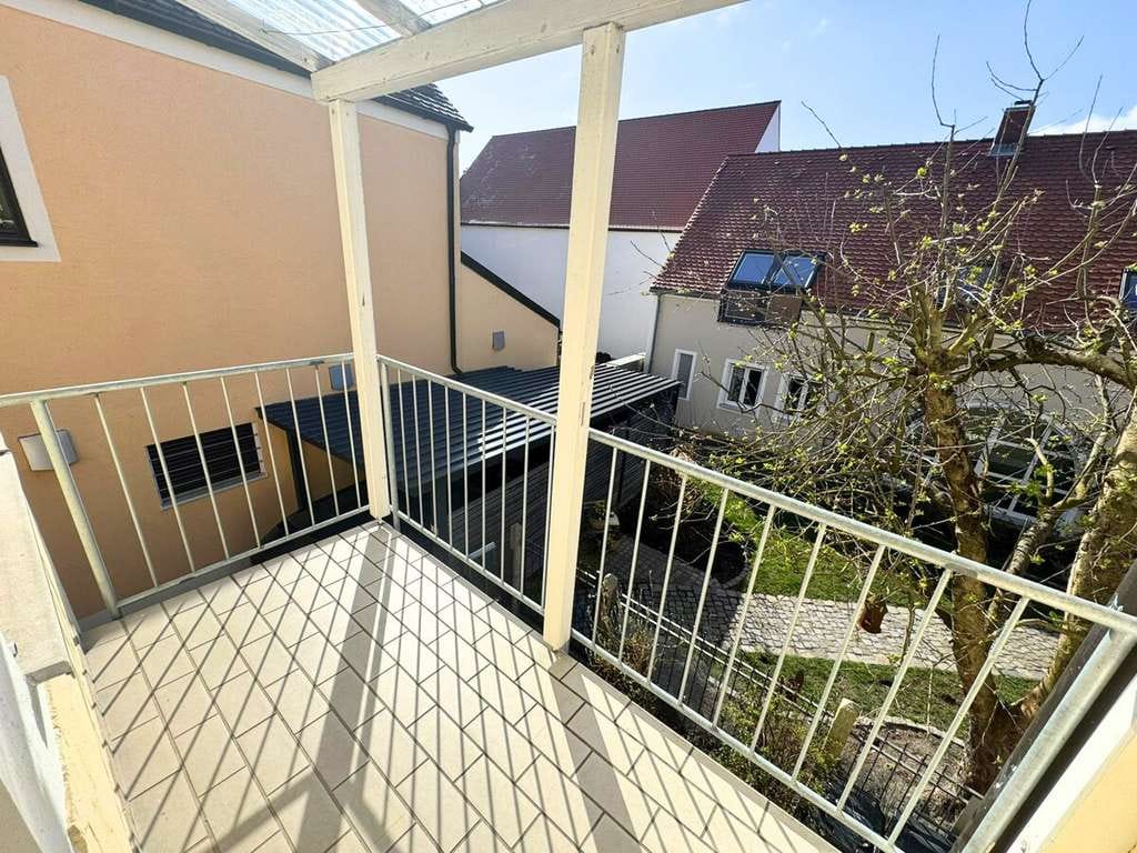 Immobilie in Neustadt an der Donau - Vermietete 2-Zimmer-Eigentumswohnung in zentraler Lage von Neustadt - Bild 0