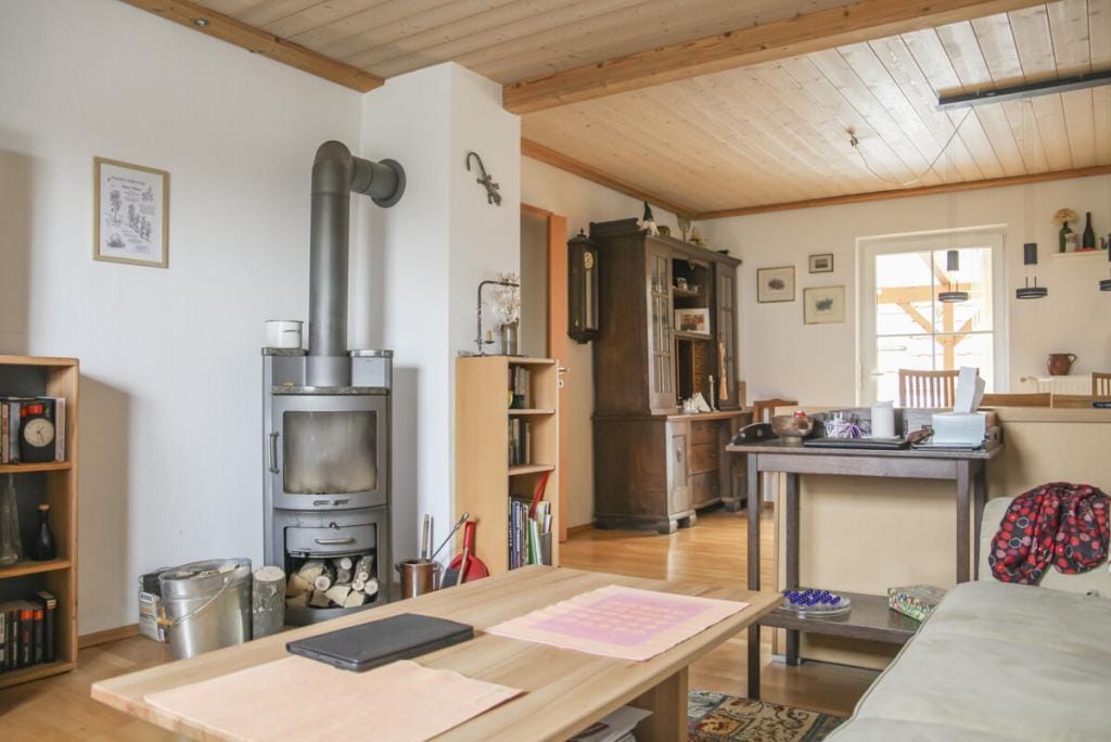 Immobilie in Gelchsheim - Wohlfühlhaus mit Charme, großem Garten & Werkstatt - ideal für Familien und Macher - Bild 4