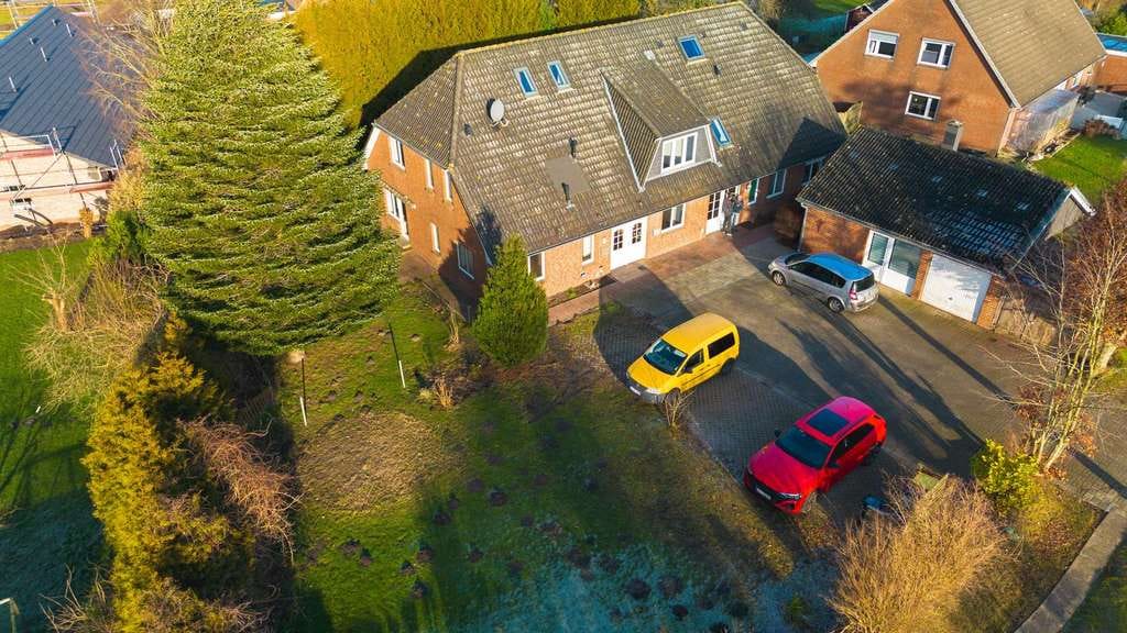 Immobilie in Stapel - Doppelhaushälfte nach Bedarf mit 1 oder 2 Wohneinheiten verteilt auf ca 185m² NF - Bild 1