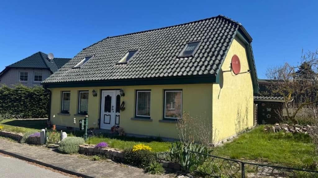 Immobilie in Hohenkirchen - Einfamilienwohnhaus in Ostseenähe - Bild 2