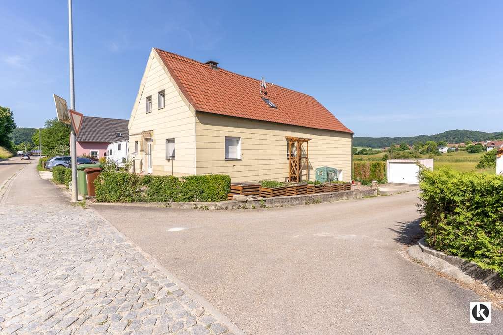 Immobilie in Wellheim - Familienparadies trifft Naturpanorama - großzügiges EFH mit zwei Grundstücken - Bild 2