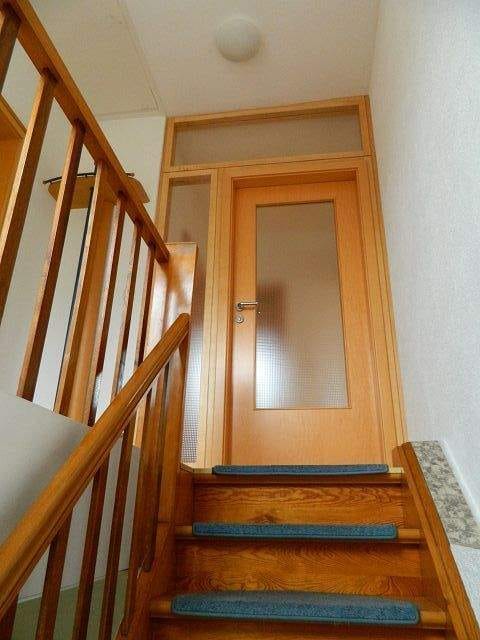 Immobilie in Rielasingen-Worblingen - Charmante 3-Zimmer-Dachgeschosswohnung in ruhiger Wohnlage von Worblingen - Bild 2