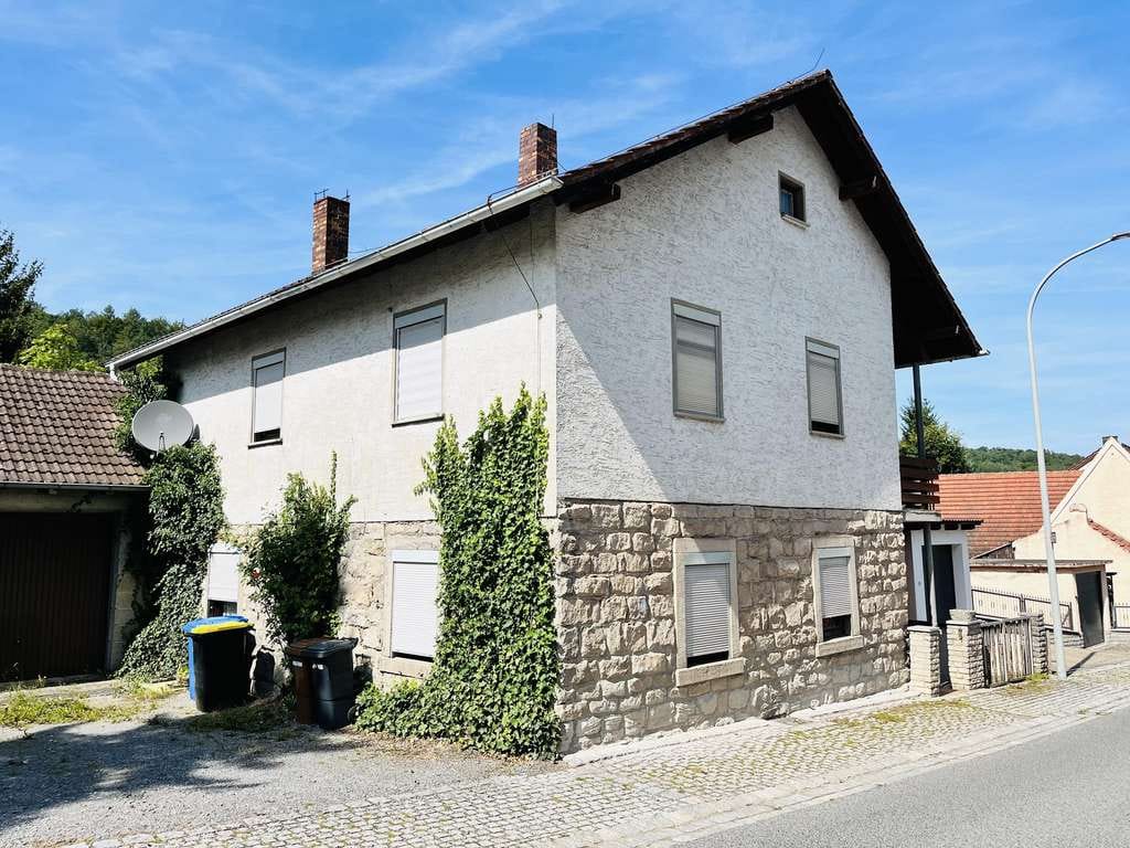 Immobilie in Oberaurach - *Preisreduzierung* 1.480m² großes Grundstück am grünen Ortsrand... viel Platz bietendes Haus mit - Bild 0