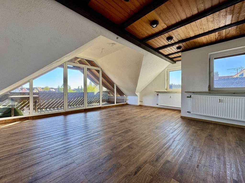 Immobilie in Lauf an der Pegnitz - Gepflegtes 3-Familienhaus in Lauf an der Pegnitz – Kapitalanlage mit Entwicklungspotenzial - Bild 1