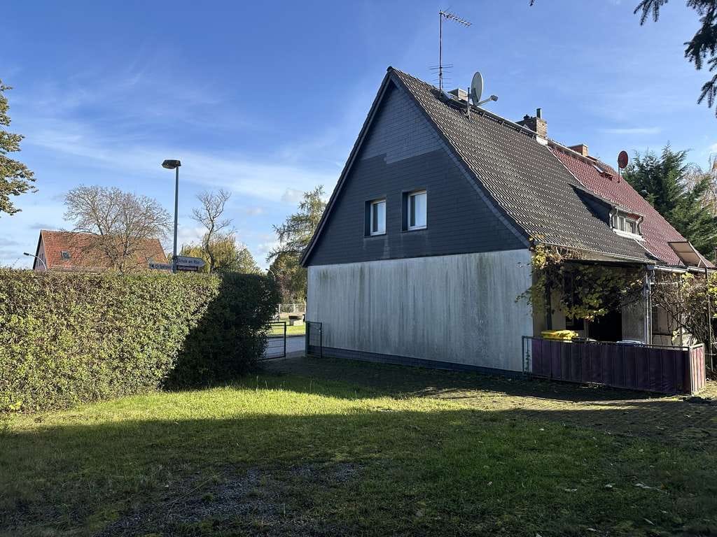 Immobilie in Fehrbellin - SANIERUNGSOBJEKT- Doppelhaushälfte in der Fehrbelliner Innenstadt - Bild 2
