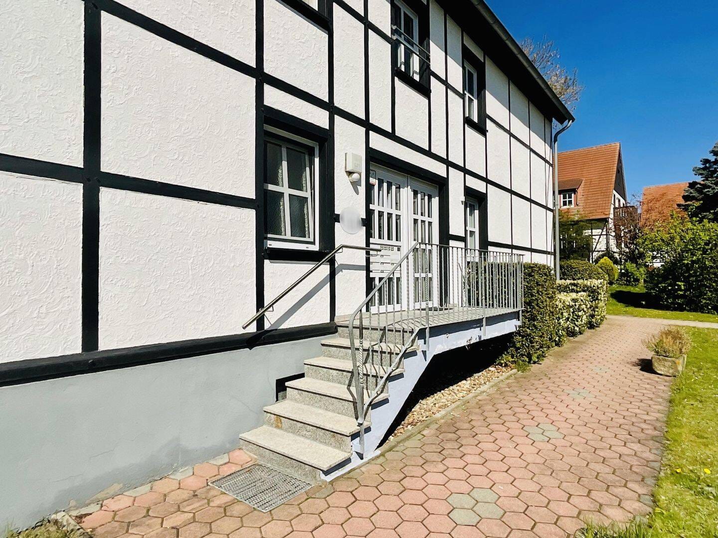 Immobilie in Bad Sassendorf - Schöne Eigentumswohnung in einer Fachwerkanlage in Bad Sassendorf-Lohne - Bild 3