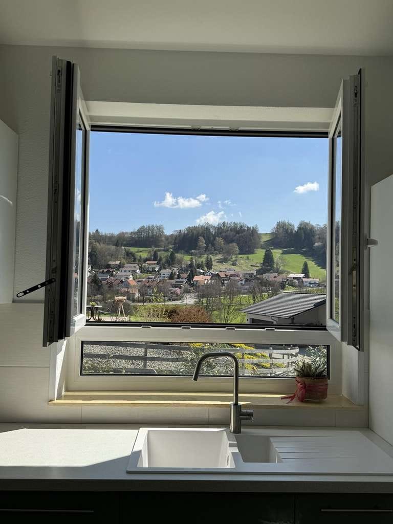 Immobilie in Ronsberg - Modernes Einfamilienhaus in Ronsberg - Baujahr 2018, Massivbau, 818 m² Grundstück - Bild 4