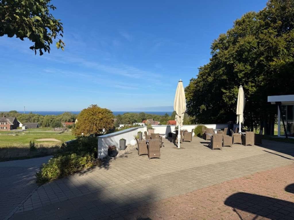 Immobilie in Lohme - Exklusives Apartment auf dem Anwesen Schloss Ranzow - Abschlag mit Ostseeblick 18-Loch Golfplatz - Bild 4