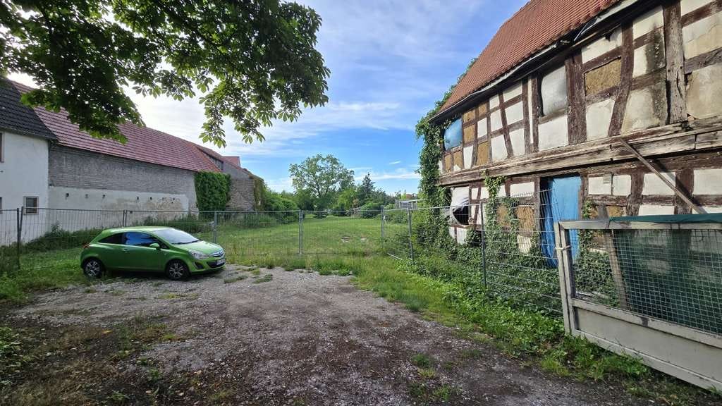 Immobilie in Biebesheim - Denkmalgeschützes Fachwerkhaus mit großen Grundstück - Bild 3