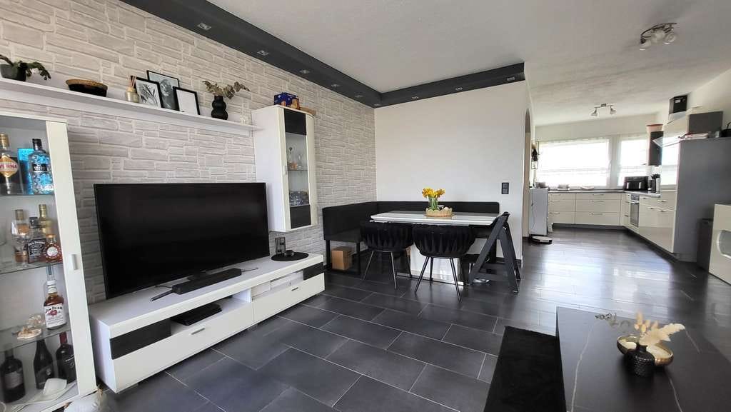 Immobilie in Bruchköbel - Verkaufsstart! Modern sanierte 3 Zimmer-ETW in Ruhe und Blicklage - Bild 4