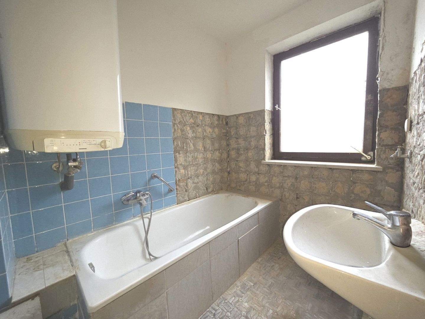 Immobilie in Furth - Ihre Chance! Handwerker-Traum in Schatzhofen, renovierungsbedürftiges Haus mit Garten...und Potential. - Bild 3