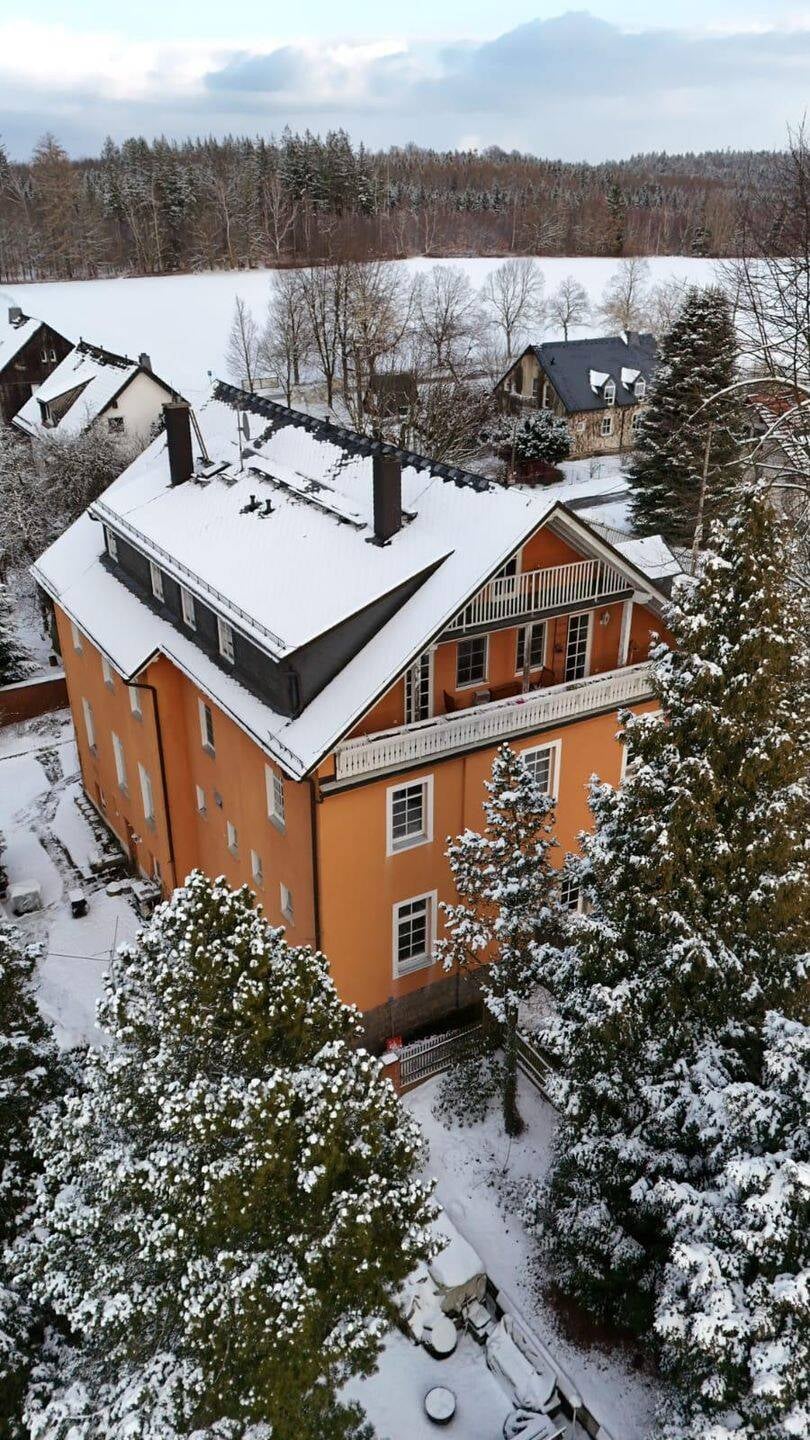 Immobilie in Tharandt - Zauberhafte Pension im Tharandter Wald - ein Haus für Gäste, Familie und neue Ideen - Bild 2