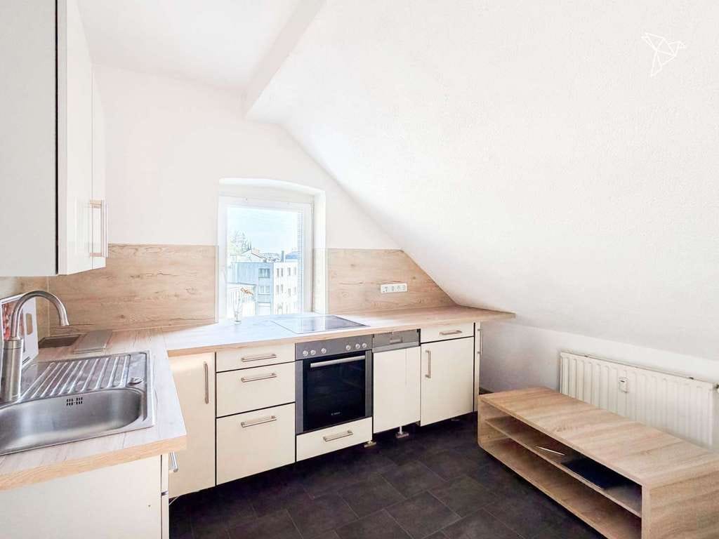 Immobilie in Hemer - ZEITLOSES INVESTMENT 🏡 Gepflegtes Mehrfamilienhaus mit Entwicklungspotenzial in Hemer! - Bild 2