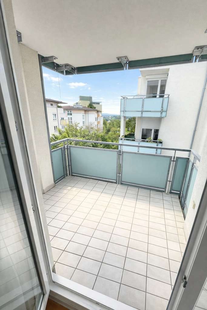 Immobilie in Plochingen - solides Investment o. Eigenbedarf | 2-Zimmer-Wohnung Balkon, Keller & Tiefgarage | kein Wartungsstau - Bild 0