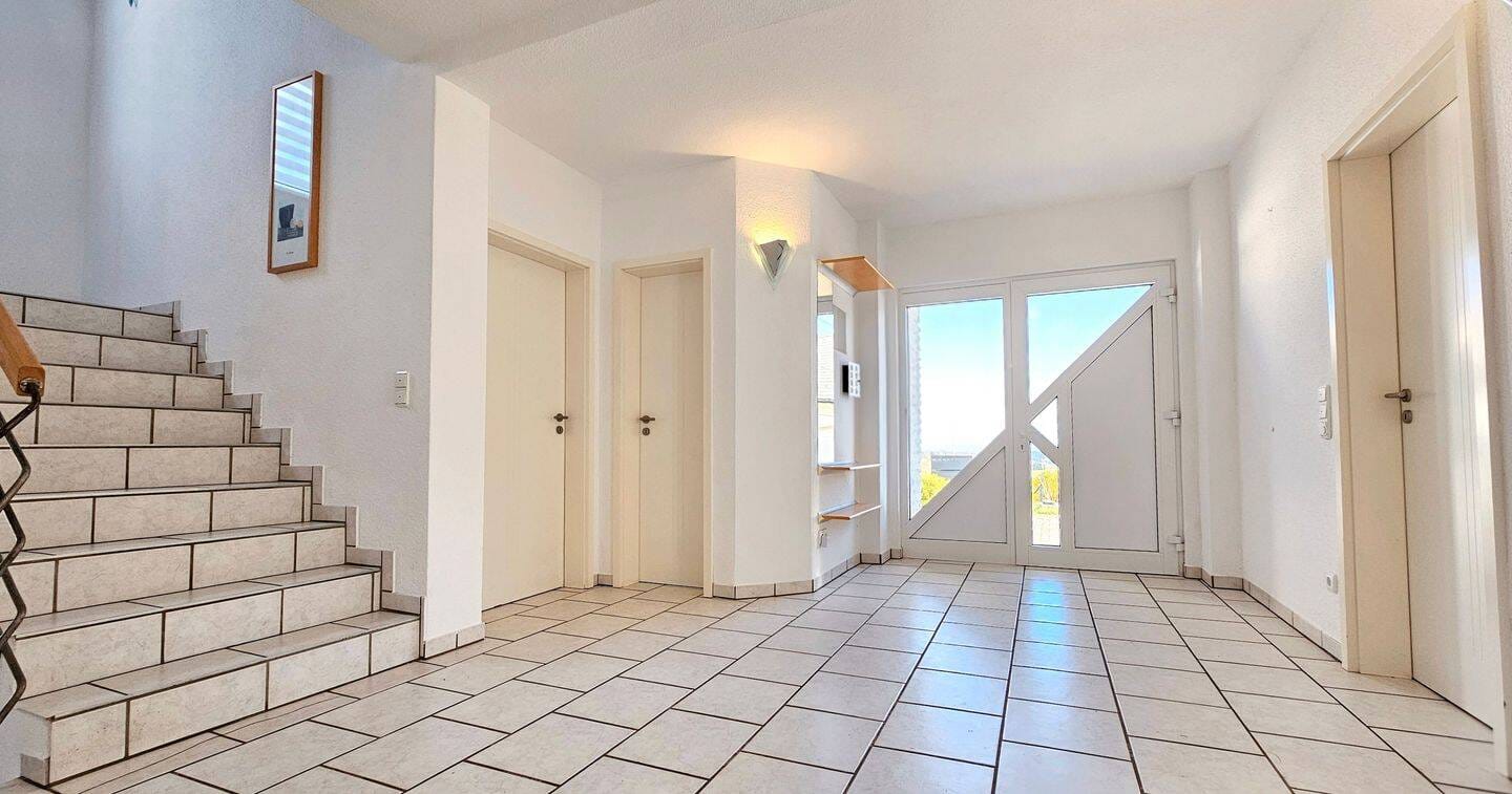 Immobilie in Illerich - Schönes Einfamilienhaus mit Einliegerwohnung, Doppelgarage und Garten in Illerich, nahe Cochem - Bild 4