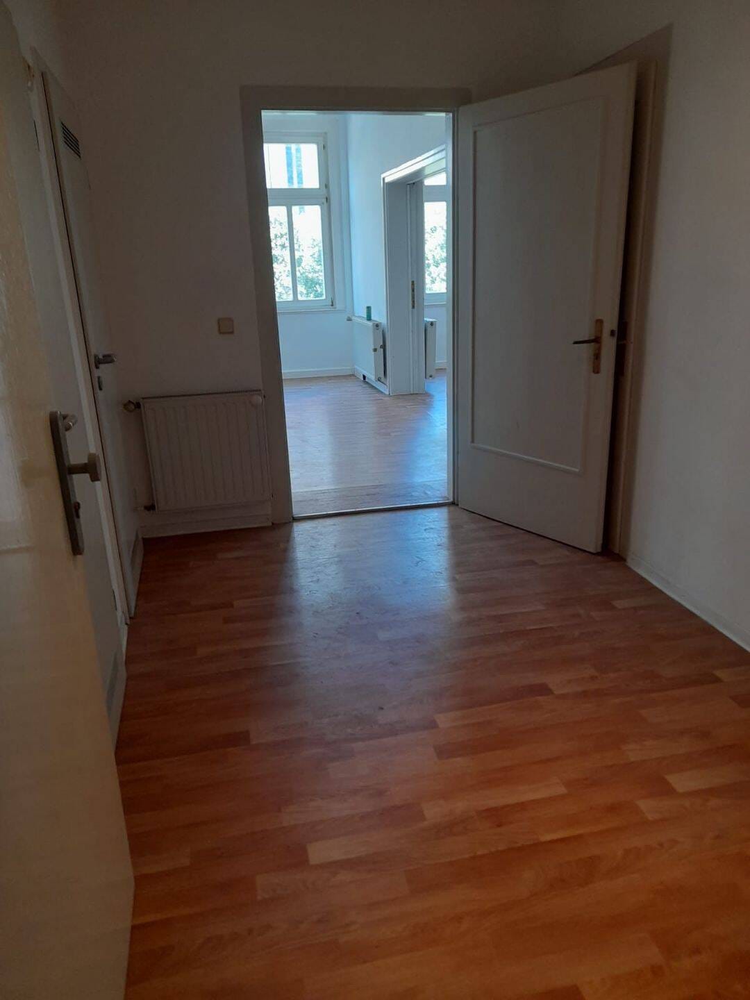 Immobilie in Mühlhausen - Kapitalanlage / Geldanlage: Wohn- und Geschäftshaus mit 3 Wohneinheiten und 1 Gewerbeeinheit in "Top"-Lage - Bild 1