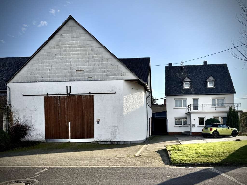 Immobilie in Morshausen - Handwerker, Künstler..., hier sind Sie richtig. Möglichkeiten im bäuerlichen Flair! - Bild 1