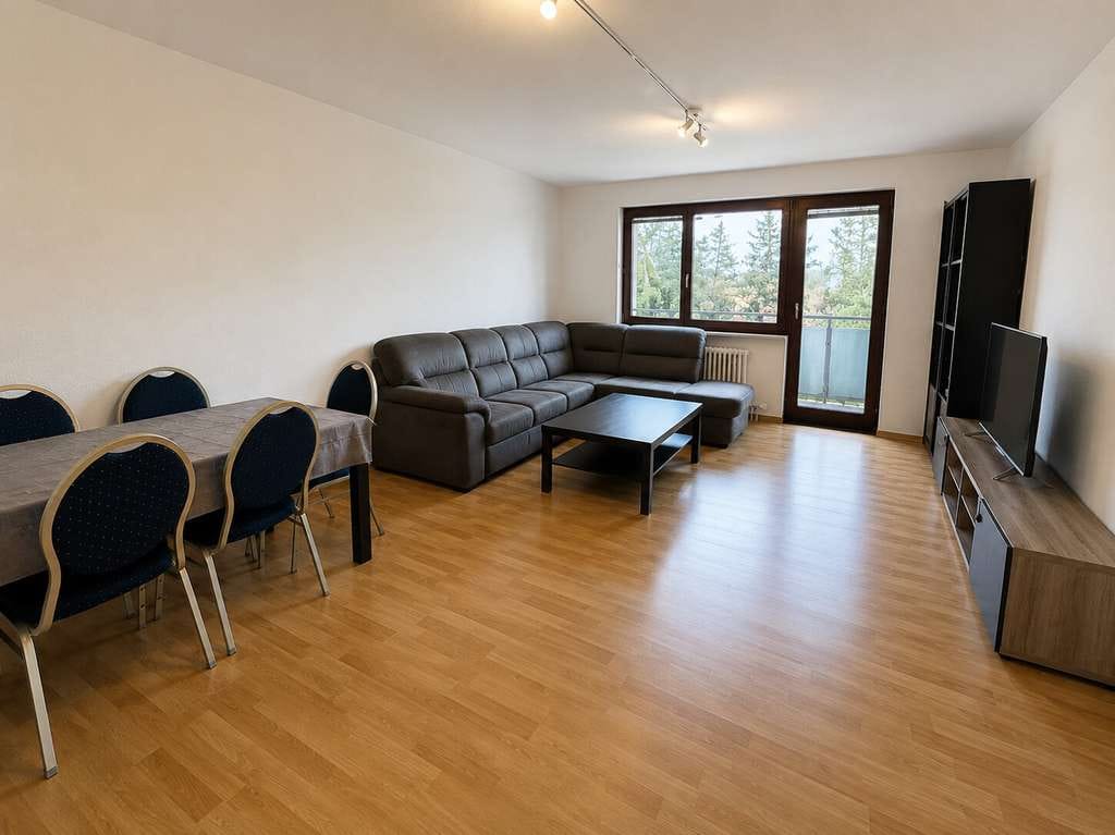 Immobilie in Eberdingen - Moderne 3-Zimmer-Wohnung im Hirschpfad – Balkon, Aufzug & Blick ins Grüne - Bild 1