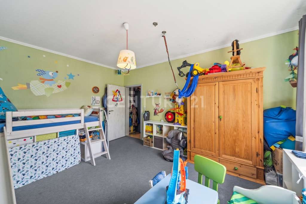 Immobilie in Bassum - ** Zweifamilienhaus mit Vollkeller ** - XL Haus bietet Platz für jeden - Bild 3