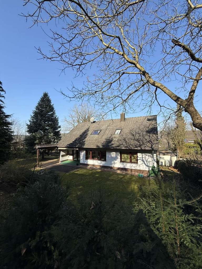 Immobilie in Langenzenn - Großzügiges Familienanwesen mit Garten & Waldanteil in ruhiger Ortsrandlage - Bild 3