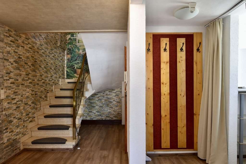Immobilie in Ehlscheid - Charmantes Zuhause mit viel Platz und modernisiertem Zustand - Bild 3