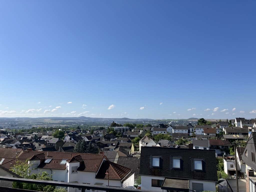 Immobilie in Neuwied - Neuwied-Feldkirchen: Einfamilienhaus mit spektakulärem Fernblick über das Rheintal! - Bild 3