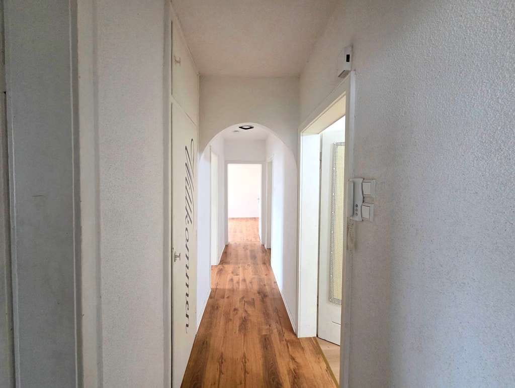 Immobilie in Neidenstein - Ruhig gelegen & großzügig geschnitten – 4-Zimmer-Wohnung mit Balkon und Garage - Bild 4