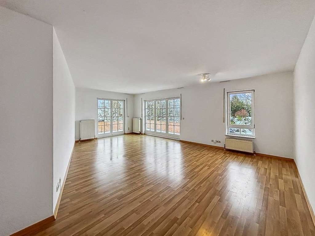 Immobilie in Marburg - Marburg-Michelbach: Helle 2-Zimmer-Wohnung mit 2 Balkonen, Tiefgargenstellplatz und Tageslichtbad - Bild 0