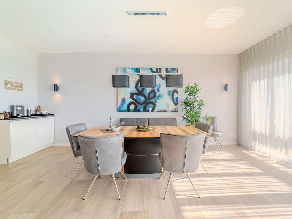 Immobilie in Grafenhausen - Exklusives Panorama-Apartment - Bild 1